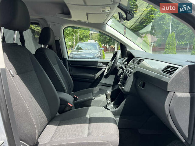 Серый Фольксваген Кадди, объемом двигателя 1.97 л и пробегом 232 тыс. км за 16700 $, фото 23 на Automoto.ua