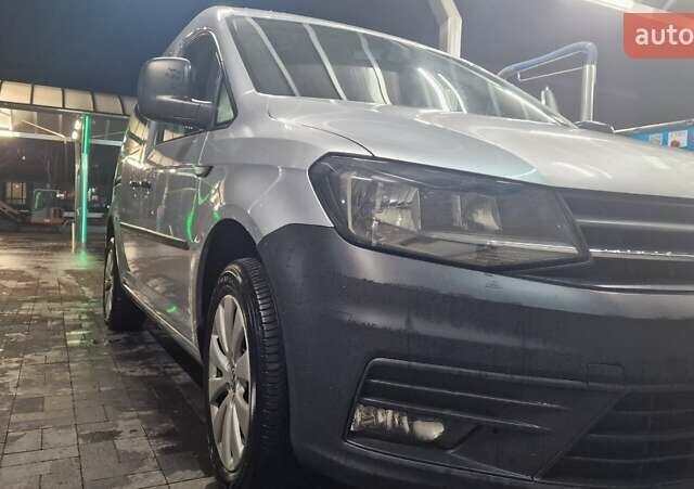 Сірий Фольксваген Кадді, об'ємом двигуна 2 л та пробігом 254 тис. км за 14700 $, фото 2 на Automoto.ua