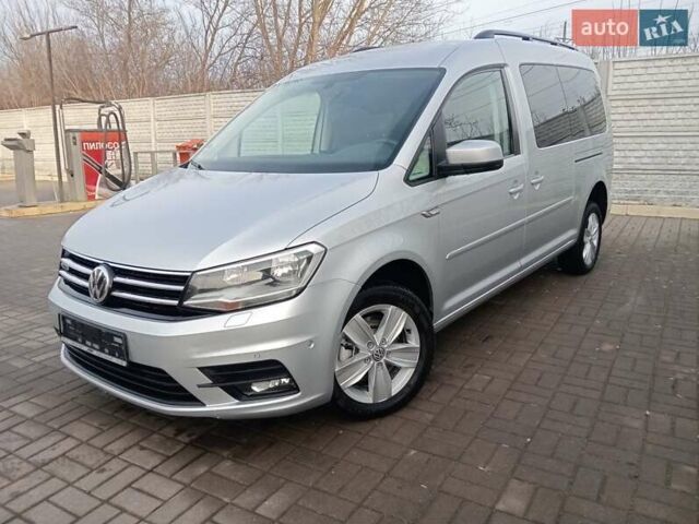Серый Фольксваген Кадди, объемом двигателя 2 л и пробегом 242 тыс. км за 16500 $, фото 2 на Automoto.ua
