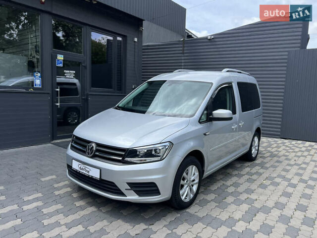 Серый Фольксваген Кадди, объемом двигателя 1.97 л и пробегом 232 тыс. км за 16700 $, фото 1 на Automoto.ua