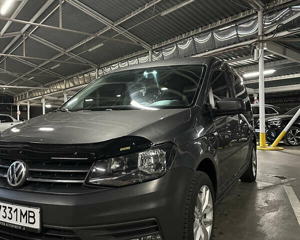 Сірий Фольксваген Кадді, об'ємом двигуна 1.97 л та пробігом 151 тис. км за 18700 $, фото 1 на Automoto.ua