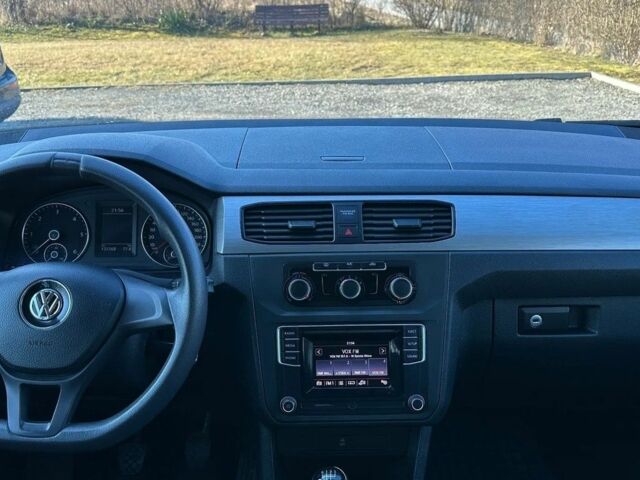 Серый Фольксваген Кадди, объемом двигателя 2 л и пробегом 132 тыс. км за 9200 $, фото 13 на Automoto.ua