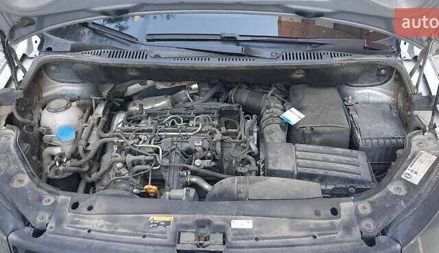 Серый Фольксваген Кадди, объемом двигателя 1.97 л и пробегом 130 тыс. км за 18500 $, фото 28 на Automoto.ua