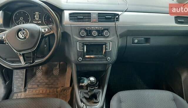Серый Фольксваген Кадди, объемом двигателя 1.97 л и пробегом 130 тыс. км за 18500 $, фото 8 на Automoto.ua