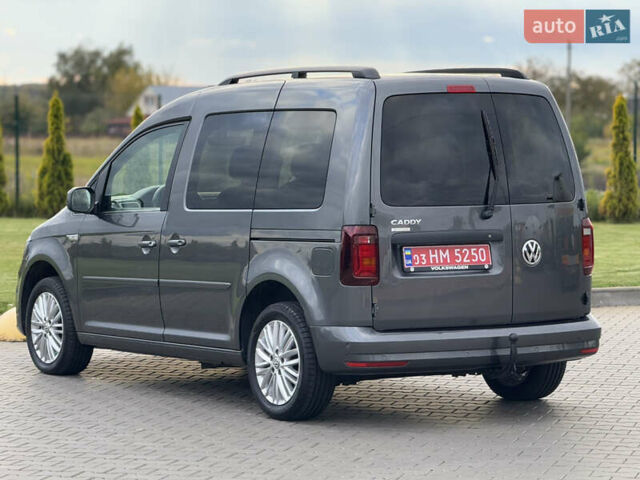 Серый Фольксваген Кадди, объемом двигателя 2 л и пробегом 187 тыс. км за 17900 $, фото 30 на Automoto.ua