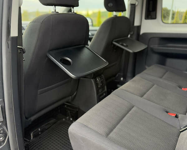 Серый Фольксваген Кадди, объемом двигателя 2 л и пробегом 187 тыс. км за 17900 $, фото 70 на Automoto.ua