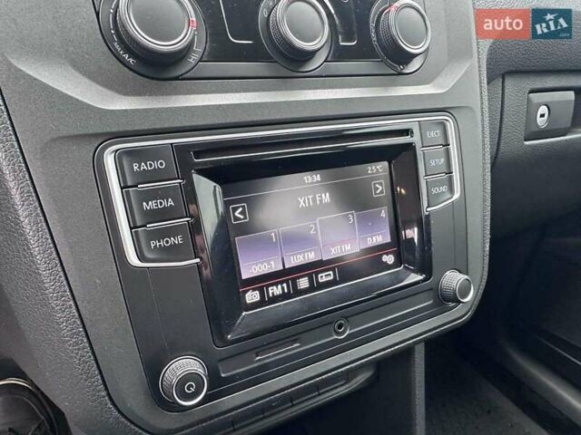 Серый Фольксваген Кадди, объемом двигателя 2 л и пробегом 128 тыс. км за 16700 $, фото 15 на Automoto.ua