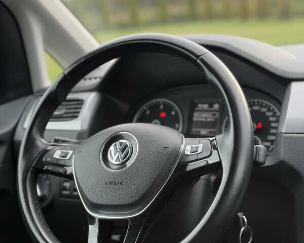 Серый Фольксваген Кадди, объемом двигателя 2 л и пробегом 187 тыс. км за 17900 $, фото 41 на Automoto.ua