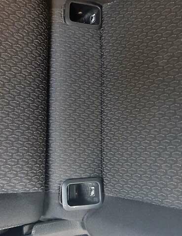 Серый Фольксваген Кадди, объемом двигателя 1.97 л и пробегом 130 тыс. км за 18500 $, фото 22 на Automoto.ua