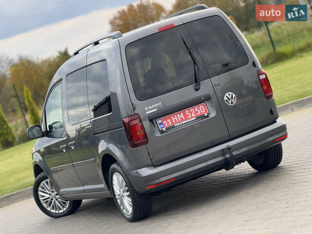 Серый Фольксваген Кадди, объемом двигателя 2 л и пробегом 187 тыс. км за 17900 $, фото 36 на Automoto.ua
