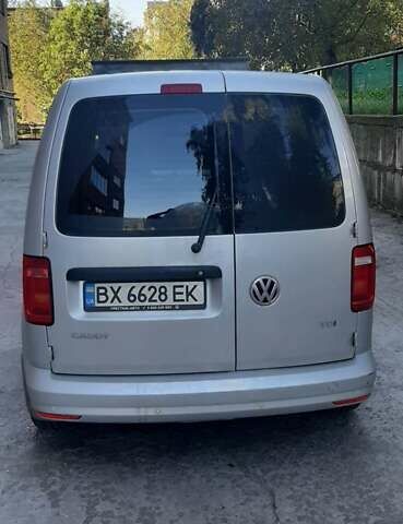 Серый Фольксваген Кадди, объемом двигателя 1.97 л и пробегом 130 тыс. км за 18500 $, фото 7 на Automoto.ua