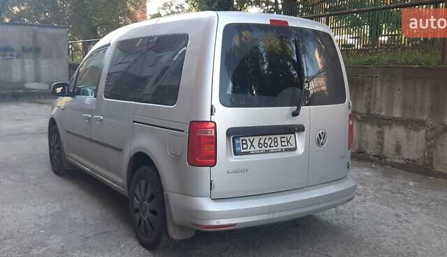 Серый Фольксваген Кадди, объемом двигателя 1.97 л и пробегом 130 тыс. км за 18500 $, фото 4 на Automoto.ua