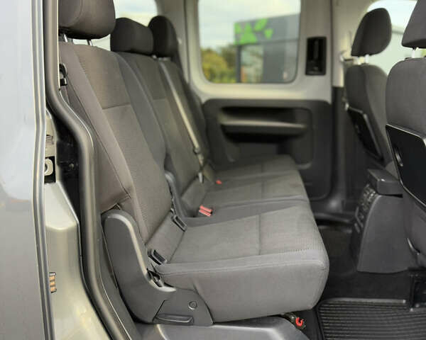 Серый Фольксваген Кадди, объемом двигателя 2 л и пробегом 187 тыс. км за 17900 $, фото 64 на Automoto.ua