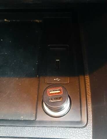 Серый Фольксваген Кадди, объемом двигателя 1.97 л и пробегом 130 тыс. км за 18500 $, фото 13 на Automoto.ua