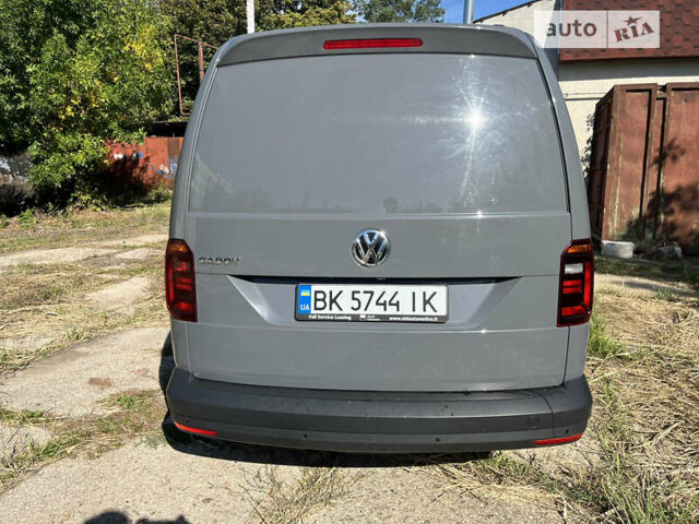 Серый Фольксваген Кадди, объемом двигателя 1.97 л и пробегом 243 тыс. км за 14000 $, фото 2 на Automoto.ua