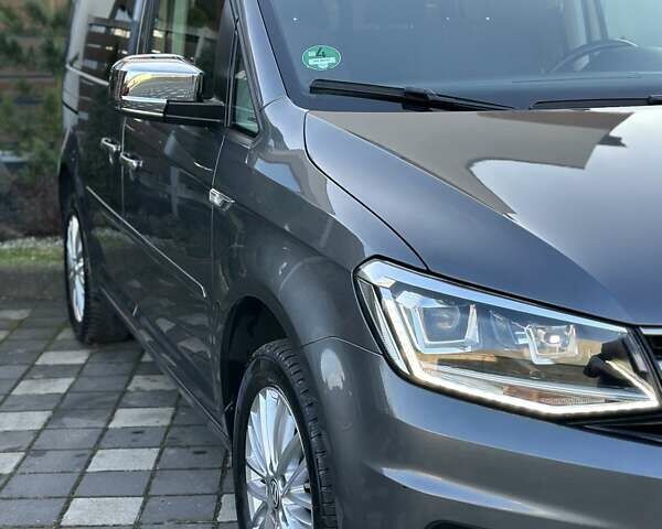 Серый Фольксваген Кадди, объемом двигателя 1.97 л и пробегом 175 тыс. км за 19750 $, фото 40 на Automoto.ua