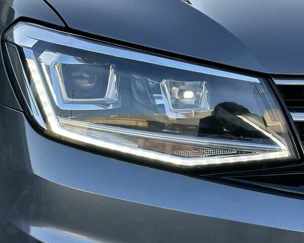 Серый Фольксваген Кадди, объемом двигателя 1.97 л и пробегом 175 тыс. км за 19750 $, фото 38 на Automoto.ua