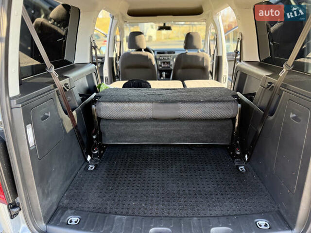 Сірий Фольксваген Кадді, об'ємом двигуна 1.97 л та пробігом 221 тис. км за 20500 $, фото 31 на Automoto.ua