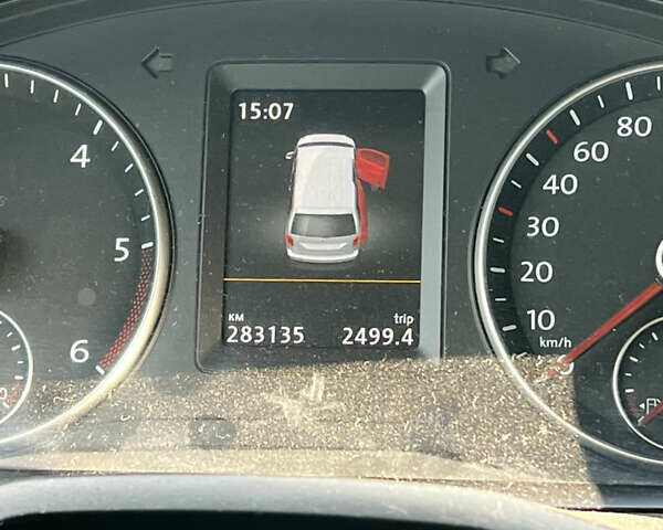 Серый Фольксваген Кадди, объемом двигателя 1.97 л и пробегом 283 тыс. км за 21000 $, фото 17 на Automoto.ua