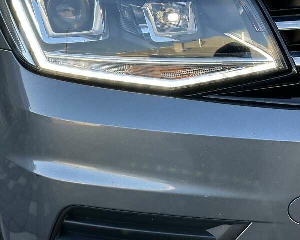 Серый Фольксваген Кадди, объемом двигателя 1.97 л и пробегом 175 тыс. км за 19750 $, фото 77 на Automoto.ua