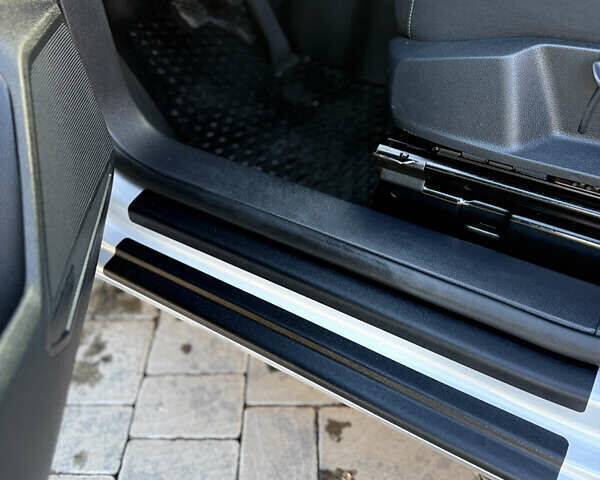 Сірий Фольксваген Кадді, об'ємом двигуна 1.97 л та пробігом 221 тис. км за 20500 $, фото 38 на Automoto.ua