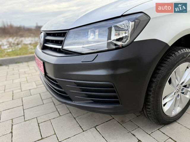 Серый Фольксваген Кадди, объемом двигателя 1.97 л и пробегом 221 тыс. км за 21000 $, фото 13 на Automoto.ua