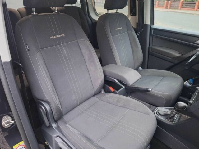 Серый Фольксваген Кадди, объемом двигателя 2 л и пробегом 45 тыс. км за 4900 $, фото 11 на Automoto.ua