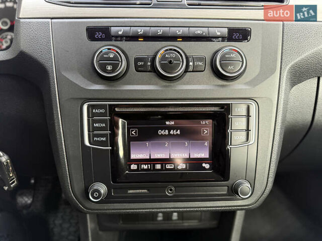 Серый Фольксваген Кадди, объемом двигателя 1.97 л и пробегом 221 тыс. км за 21000 $, фото 23 на Automoto.ua