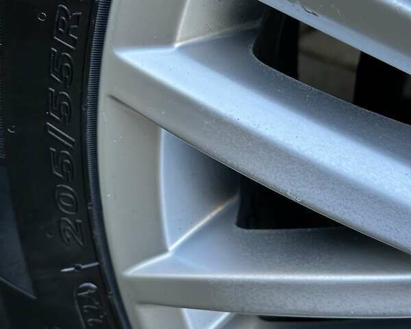 Серый Фольксваген Кадди, объемом двигателя 1.97 л и пробегом 175 тыс. км за 19750 $, фото 186 на Automoto.ua