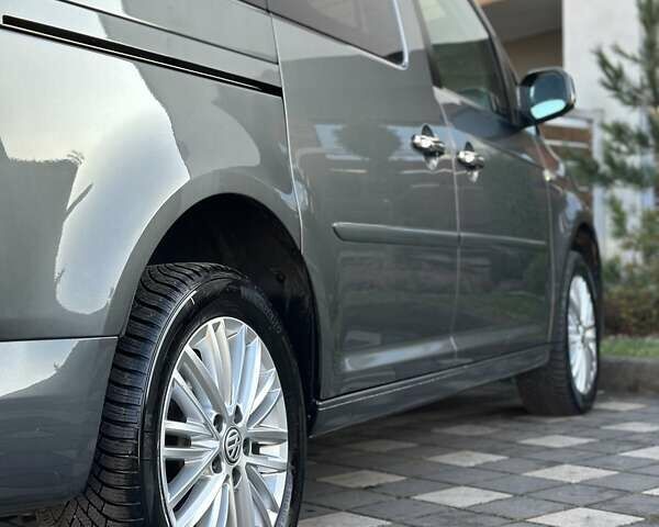 Серый Фольксваген Кадди, объемом двигателя 1.97 л и пробегом 175 тыс. км за 19750 $, фото 53 на Automoto.ua