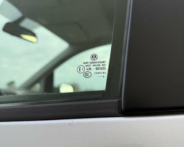 Серый Фольксваген Кадди, объемом двигателя 1.97 л и пробегом 221 тыс. км за 21000 $, фото 14 на Automoto.ua