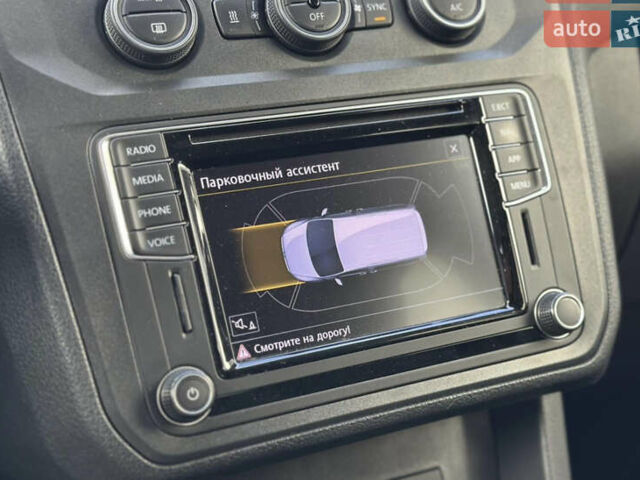 Фольксваген Кадди 2020 в Полтаве на Automoto.ua Серый Фольксваген Кадди, объемом двигателя 1.97 л и пробегом 221 тыс. км за 21999 $, фото 14 на Automoto.ua