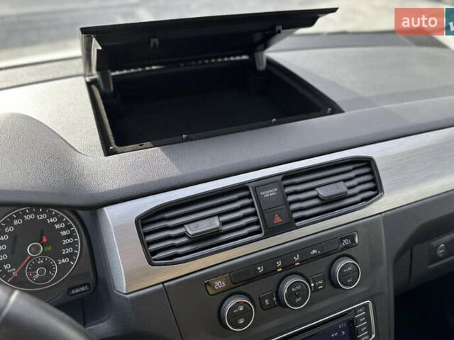 Фольксваген Кадди 2020 в Полтаве на Automoto.ua Серый Фольксваген Кадди, объемом двигателя 1.97 л и пробегом 221 тыс. км за 21999 $, фото 12 на Automoto.ua