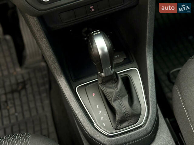 Серый Фольксваген Кадди, объемом двигателя 1.4 л и пробегом 204 тыс. км за 16999 $, фото 39 на Automoto.ua