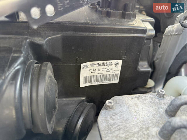 Серый Фольксваген Кадди, объемом двигателя 1.97 л и пробегом 221 тыс. км за 21000 $, фото 53 на Automoto.ua