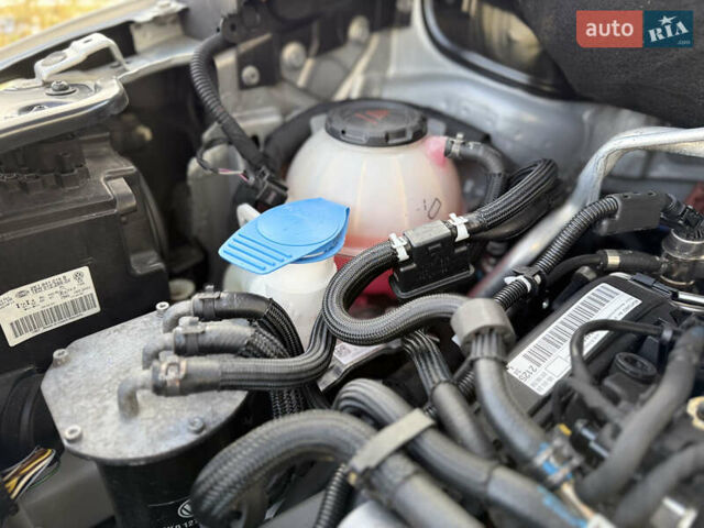 Серый Фольксваген Кадди, объемом двигателя 1.97 л и пробегом 221 тыс. км за 21000 $, фото 52 на Automoto.ua