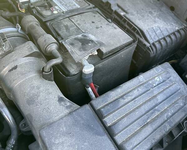 Серый Фольксваген Кадди, объемом двигателя 1.97 л и пробегом 175 тыс. км за 19750 $, фото 184 на Automoto.ua