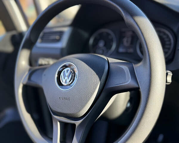 Сірий Фольксваген Кадді, об'ємом двигуна 1.97 л та пробігом 221 тис. км за 20500 $, фото 22 на Automoto.ua