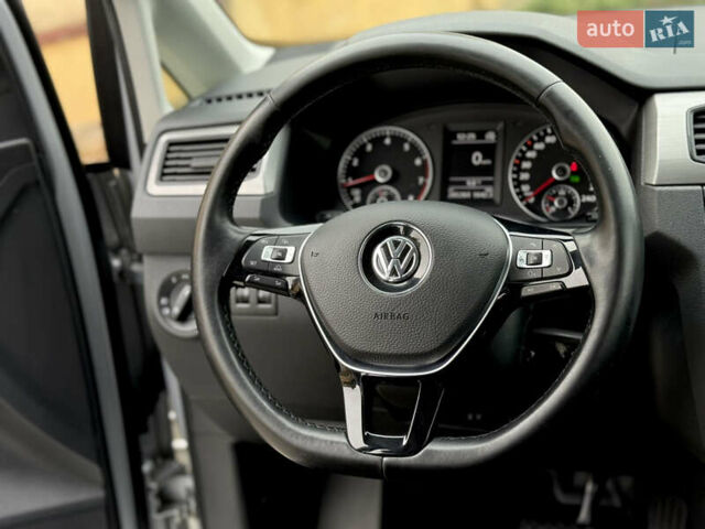 Серый Фольксваген Кадди, объемом двигателя 1.4 л и пробегом 204 тыс. км за 16999 $, фото 41 на Automoto.ua