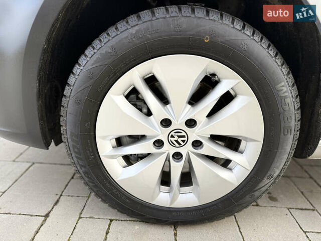 Серый Фольксваген Кадди, объемом двигателя 1.97 л и пробегом 221 тыс. км за 21000 $, фото 11 на Automoto.ua