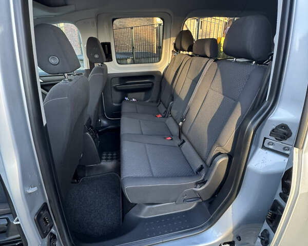 Фольксваген Кадди 2020 в Полтаве на Automoto.ua Серый Фольксваген Кадди, объемом двигателя 1.97 л и пробегом 221 тыс. км за 21999 $, фото 55 на Automoto.ua