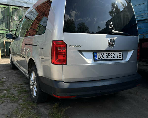 Серый Фольксваген Кадди, объемом двигателя 1.97 л и пробегом 283 тыс. км за 21000 $, фото 4 на Automoto.ua