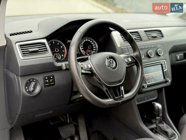 Серый Фольксваген Кадди, объемом двигателя 1.4 л и пробегом 204 тыс. км за 16999 $, фото 44 на Automoto.ua