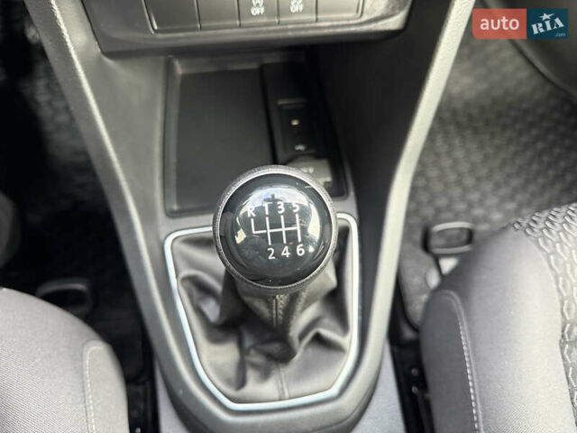 Серый Фольксваген Кадди, объемом двигателя 1.97 л и пробегом 221 тыс. км за 21000 $, фото 22 на Automoto.ua