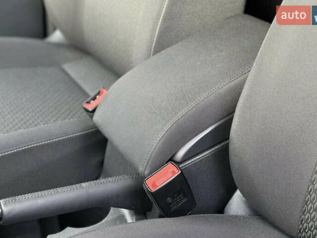 Фольксваген Кадди 2020 в Полтаве на Automoto.ua Серый Фольксваген Кадди, объемом двигателя 1.97 л и пробегом 221 тыс. км за 21999 $, фото 77 на Automoto.ua