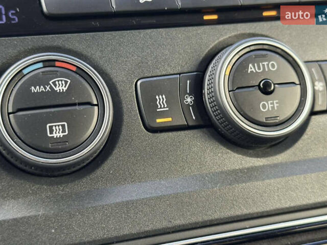 Фольксваген Кадди 2020 в Полтаве на Automoto.ua Серый Фольксваген Кадди, объемом двигателя 1.97 л и пробегом 221 тыс. км за 21999 $, фото 20 на Automoto.ua