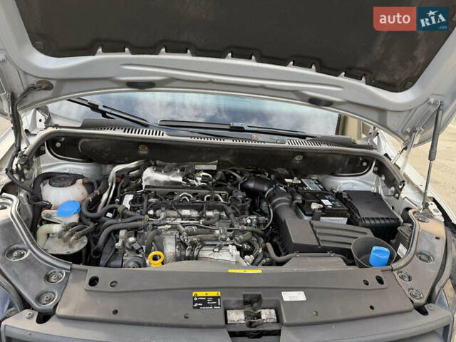 Серый Фольксваген Кадди, объемом двигателя 1.97 л и пробегом 220 тыс. км за 19400 $, фото 32 на Automoto.ua