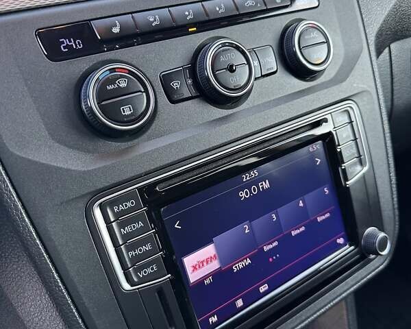 Серый Фольксваген Кадди, объемом двигателя 1.97 л и пробегом 175 тыс. км за 19750 $, фото 87 на Automoto.ua