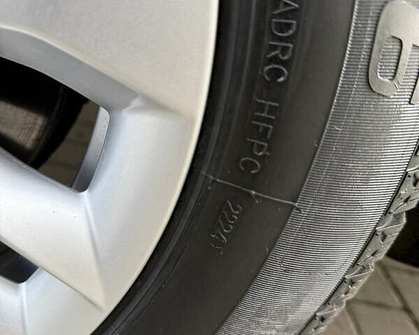 Серый Фольксваген Кадди, объемом двигателя 1.97 л и пробегом 221 тыс. км за 21000 $, фото 12 на Automoto.ua