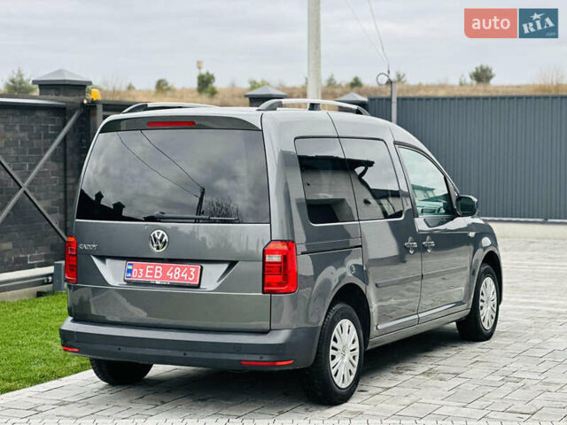 Серый Фольксваген Кадди, объемом двигателя 2 л и пробегом 248 тыс. км за 16950 $, фото 9 на Automoto.ua